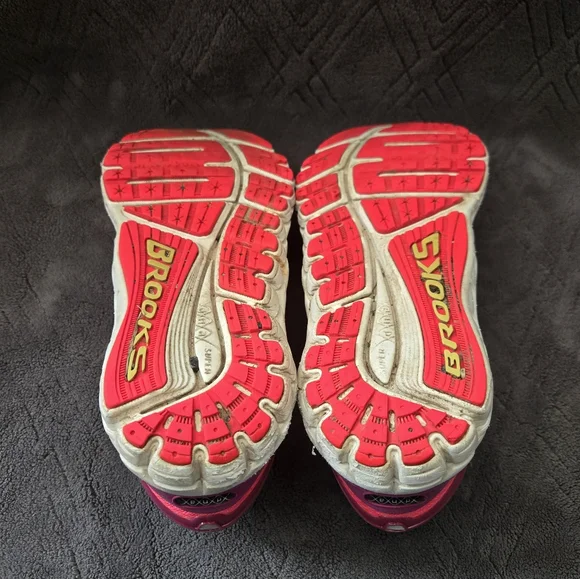 Brooks Transcend Ultimate Ride Running Shoes Womens Sz 9.5 Athletic Sneaker Pink - Picture 8 of 9